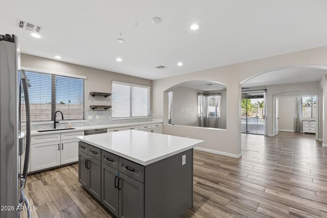 2024 E CHERRY HILLS Place, Chandler, AZ 85249