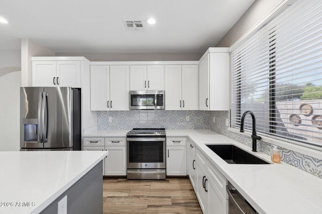 2024 E CHERRY HILLS Place, Chandler, AZ 85249