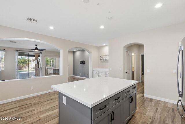 2024 E CHERRY HILLS Place, Chandler, AZ 85249