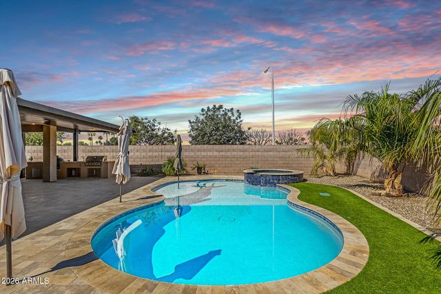 2024 E CHERRY HILLS Place, Chandler, AZ 85249