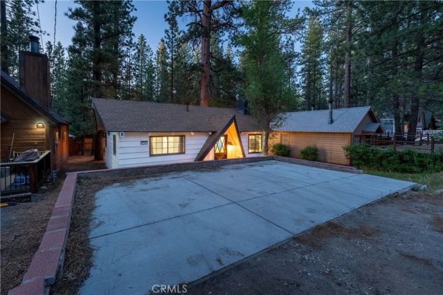 42540 Cedar Avenue, Big Bear Lake, CA 92315