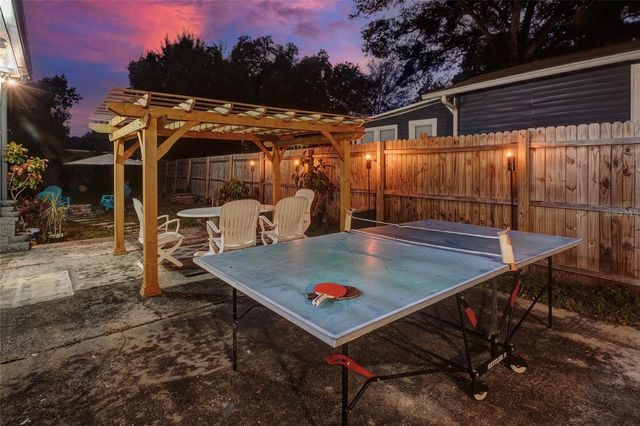 1221 E IDA STREET, Tampa, FL 33603