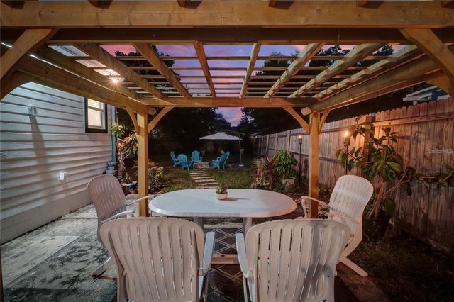 1221 E IDA STREET, Tampa, FL 33603