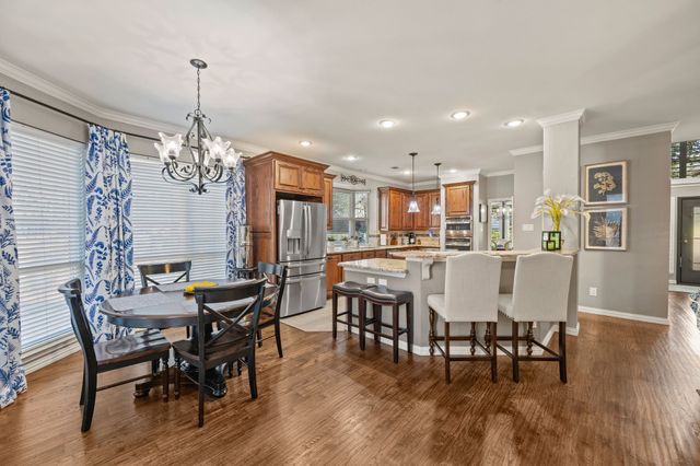 1093 Woodbriar Drive, Grapevine, TX 76051