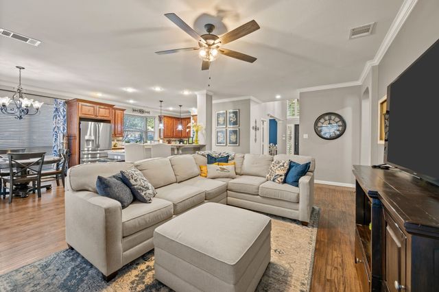 1093 Woodbriar Drive, Grapevine, TX 76051