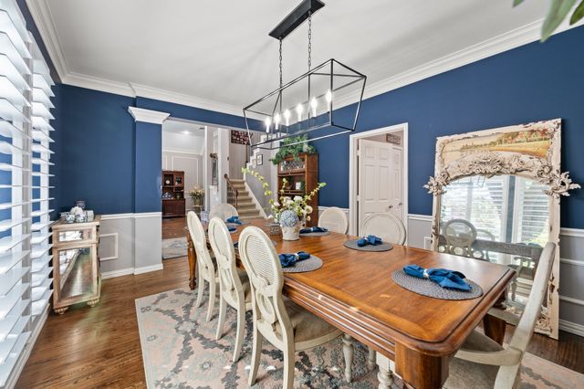 1093 Woodbriar Drive, Grapevine, TX 76051