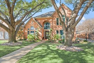 1093 Woodbriar Drive, Grapevine, TX 76051