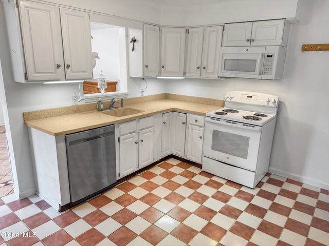 138 Van Schoick Avenue, Albany, NY 12209