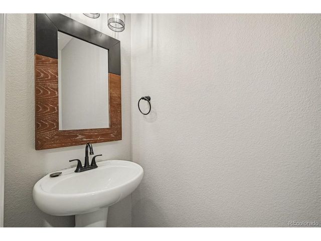 11660 Park South Ln, Parker, CO 80138