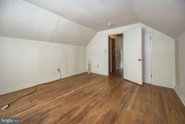 825 ELKTON RD, Newark, DE 19711