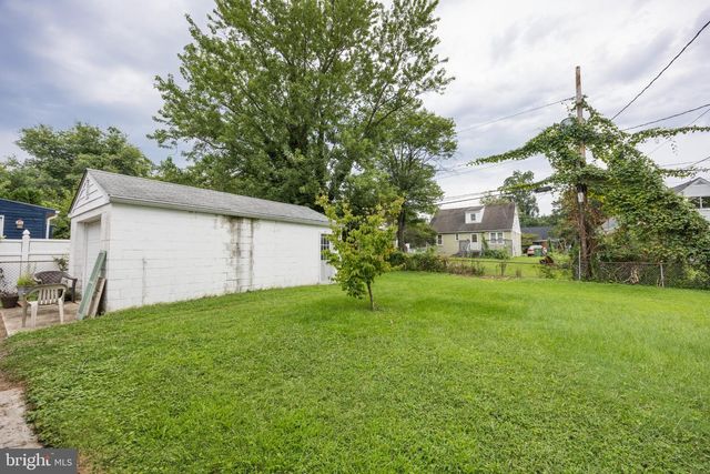 825 ELKTON RD, Newark, DE 19711