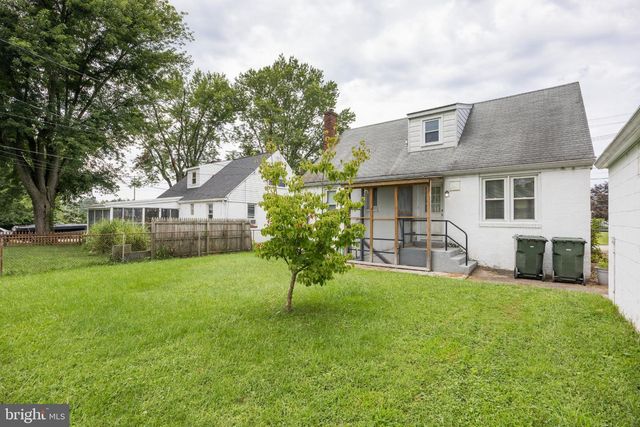 825 ELKTON RD, Newark, DE 19711