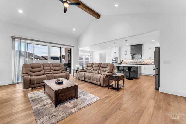 2960 Evening Sun Dr, Twin Falls, ID 83301