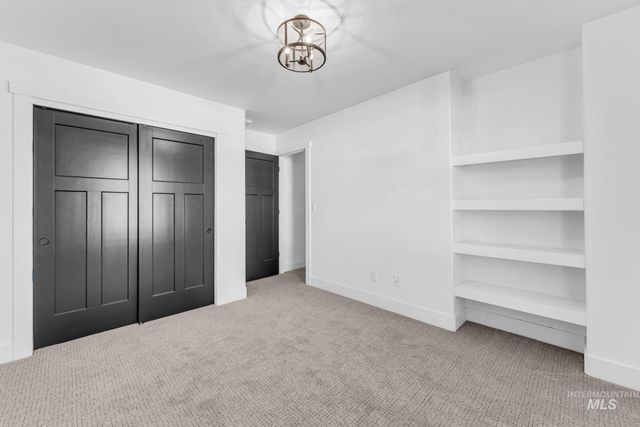 2960 Evening Sun Dr, Twin Falls, ID 83301