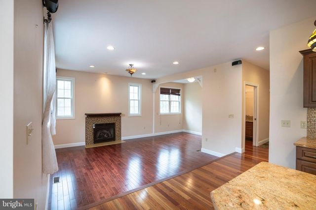 120 MEADOWVIEW DR, State College, PA 16801