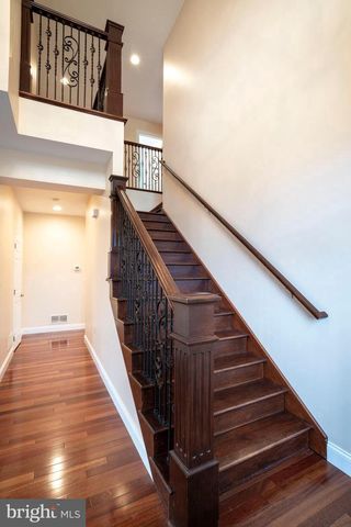 120 MEADOWVIEW DR, State College, PA 16801