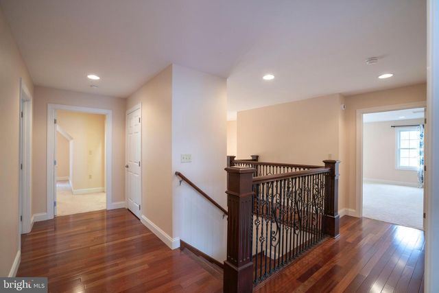 120 MEADOWVIEW DR, State College, PA 16801