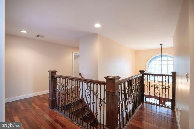 120 MEADOWVIEW DR, State College, PA 16801