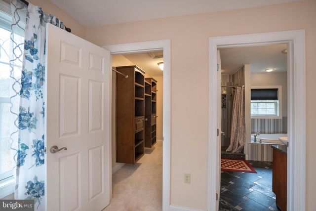 120 MEADOWVIEW DR, State College, PA 16801