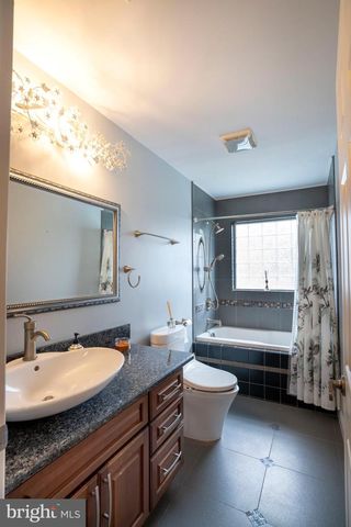 120 MEADOWVIEW DR, State College, PA 16801