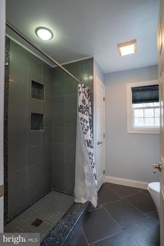 120 MEADOWVIEW DR, State College, PA 16801