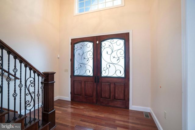 120 MEADOWVIEW DR, State College, PA 16801