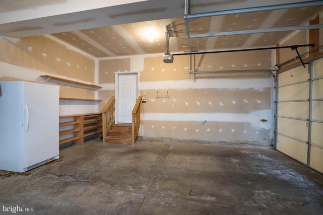 120 MEADOWVIEW DR, State College, PA 16801