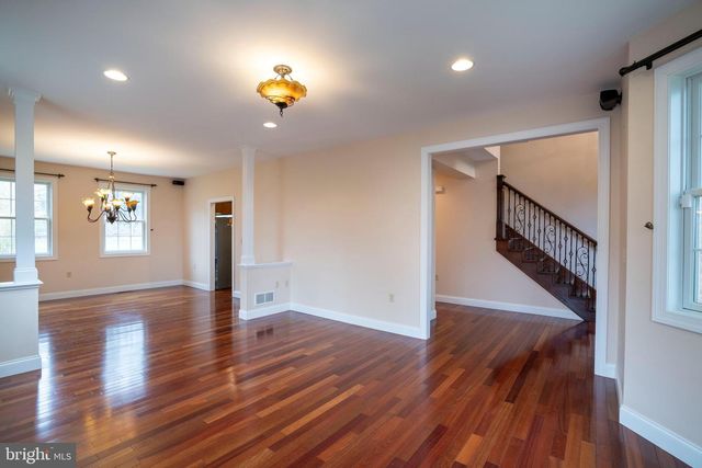 120 MEADOWVIEW DR, State College, PA 16801