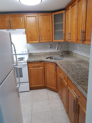 606 W 81st St 314, Hialeah, FL 33014