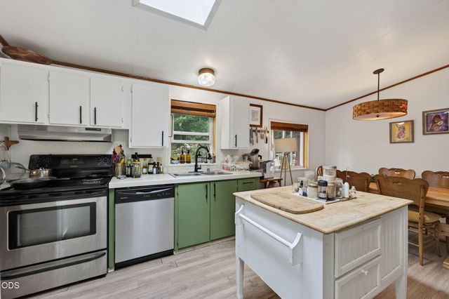 56152 Gothard Way, Bend, OR 97707