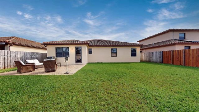 154 SE 23rd Ter, Homestead, FL 33033
