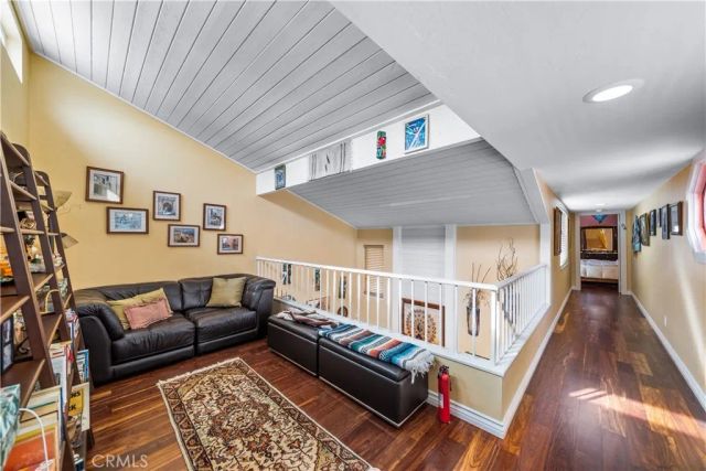 427 21st, Huntington Beach, CA 92648