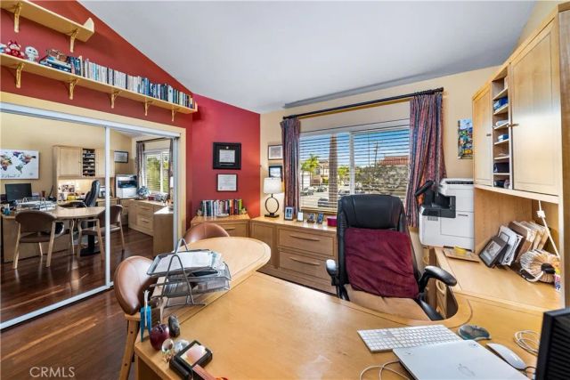 427 21st, Huntington Beach, CA 92648