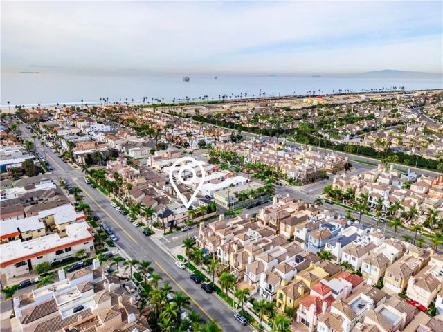 427 21st, Huntington Beach, CA 92648