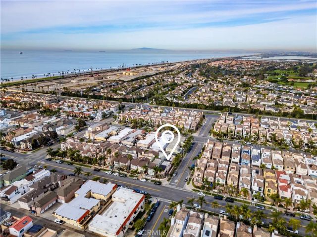 427 21st, Huntington Beach, CA 92648