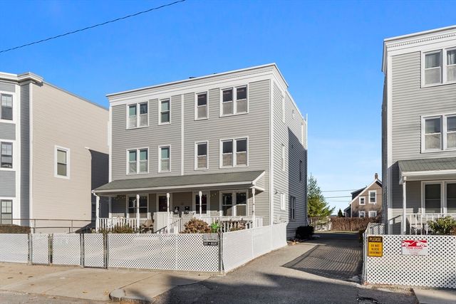 22 Mt Vernon B, Boston, MA 02125