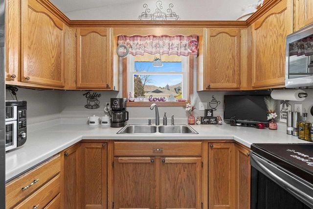 3722 MACKERT STREET, Manitowoc, WI 54220