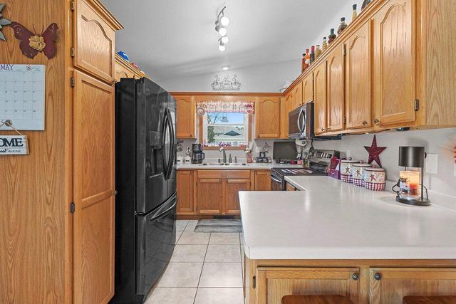 3722 MACKERT STREET, Manitowoc, WI 54220