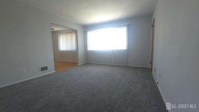 89 Van Buren Avenue 2, Metuchen, NJ 08840