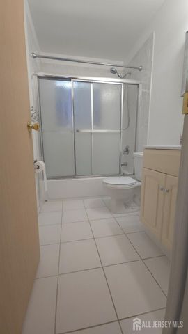 89 Van Buren Avenue 2, Metuchen, NJ 08840