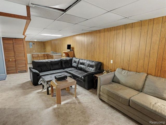 1418 Oakview Drive, Canton, MI 48187