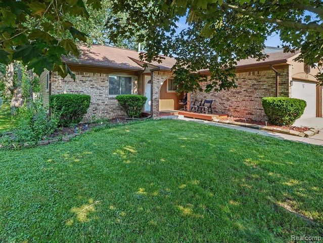 1418 Oakview Drive, Canton, MI 48187