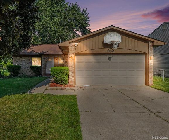 1418 Oakview Drive, Canton, MI 48187