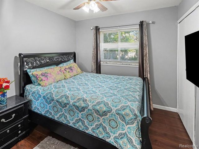 1418 Oakview Drive, Canton, MI 48187