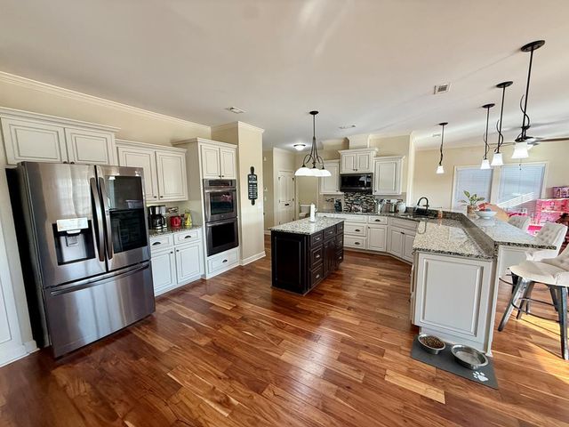 1430 Skipper Road, Dothan, AL 36301