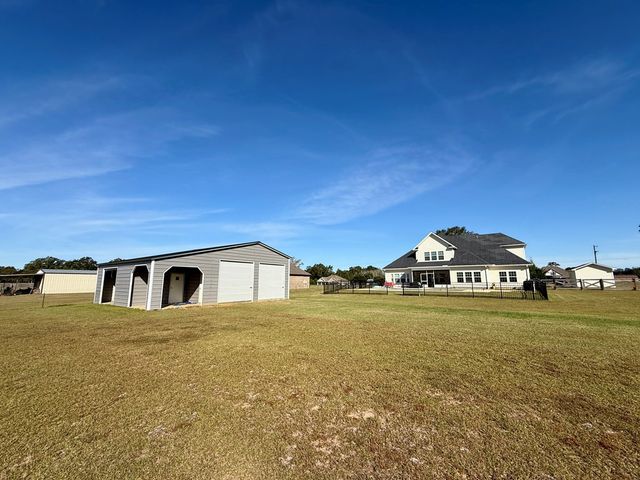 1430 Skipper Road, Dothan, AL 36301