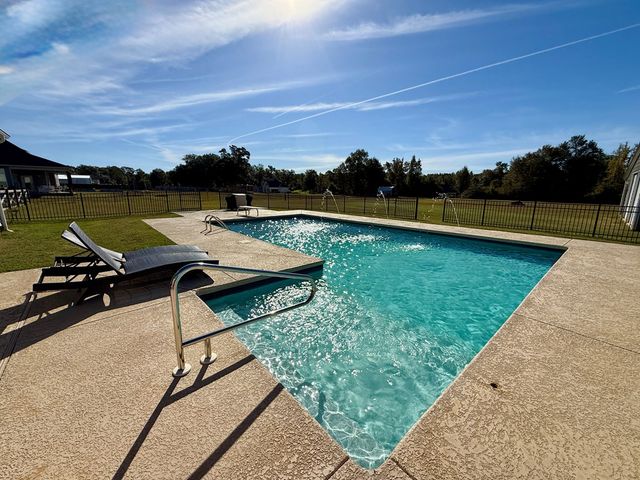 1430 Skipper Road, Dothan, AL 36301