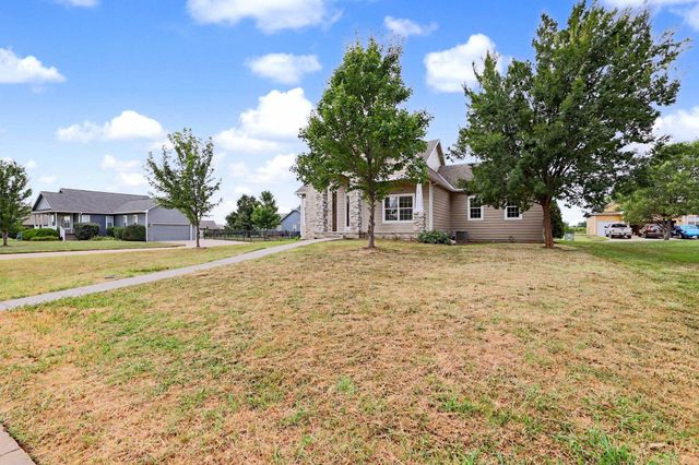 5123 N Hampton, Wichita, KS 67226