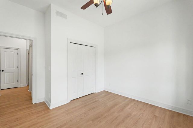 5123 N Hampton, Wichita, KS 67226