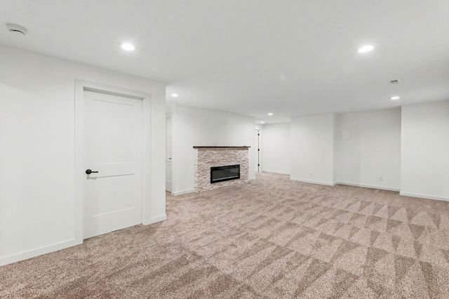 5123 N Hampton, Wichita, KS 67226